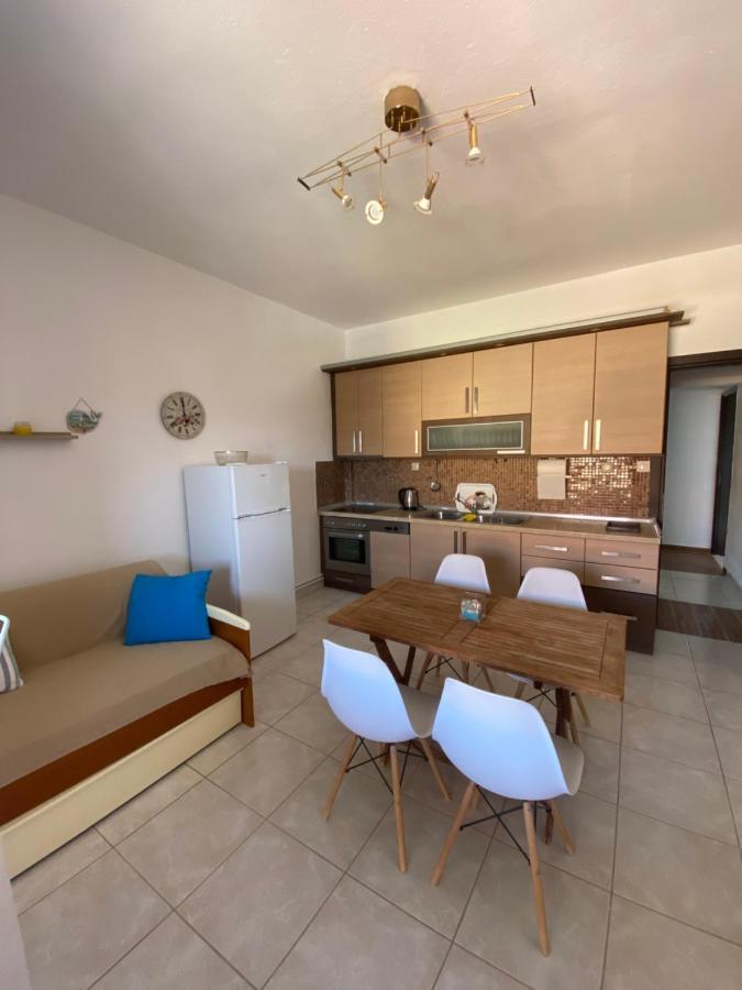 Efi'S House Apartment Flogita Luaran gambar